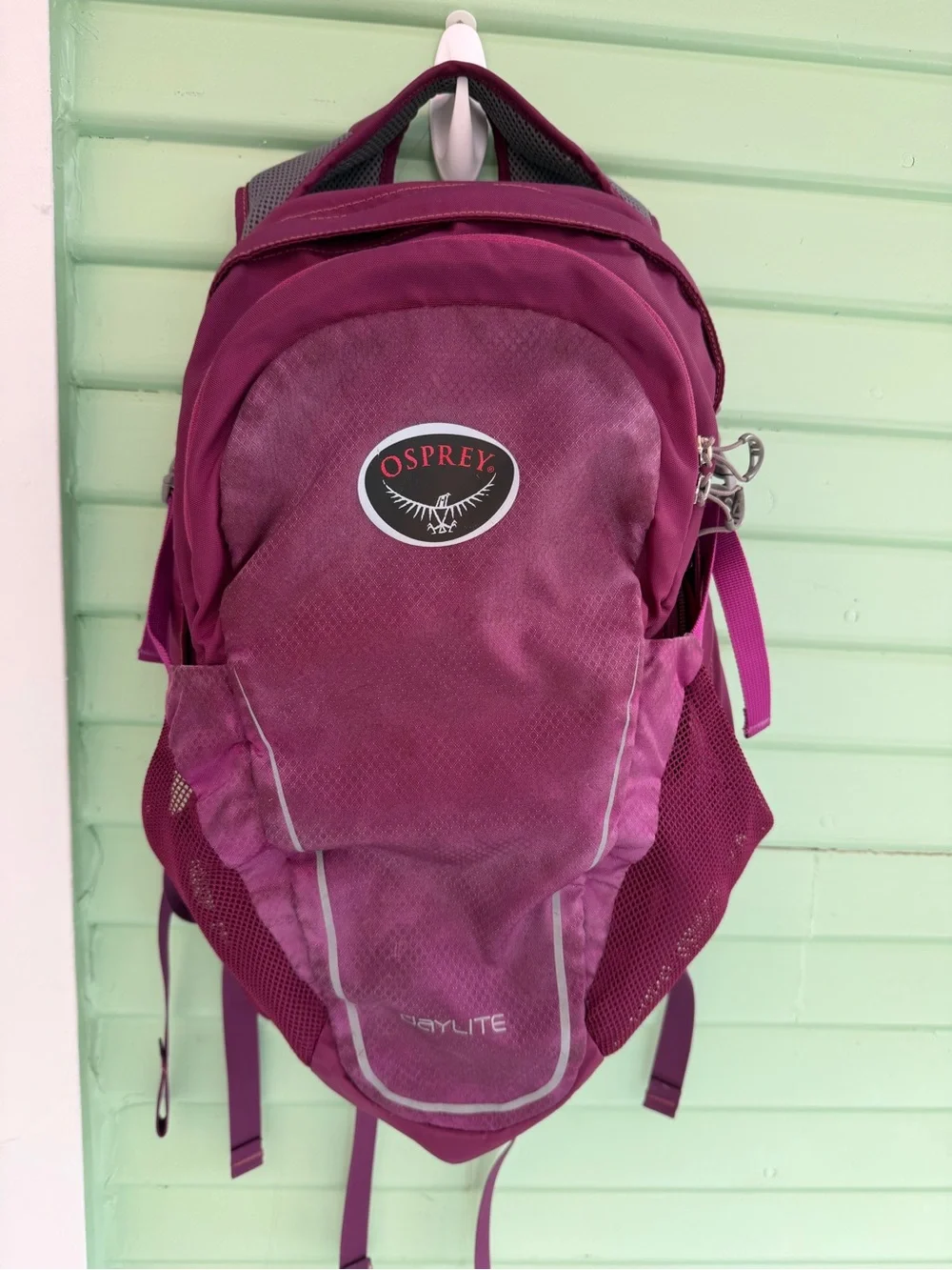 OSPREY compact backpack